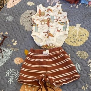 Carters 2 piece onesie short set